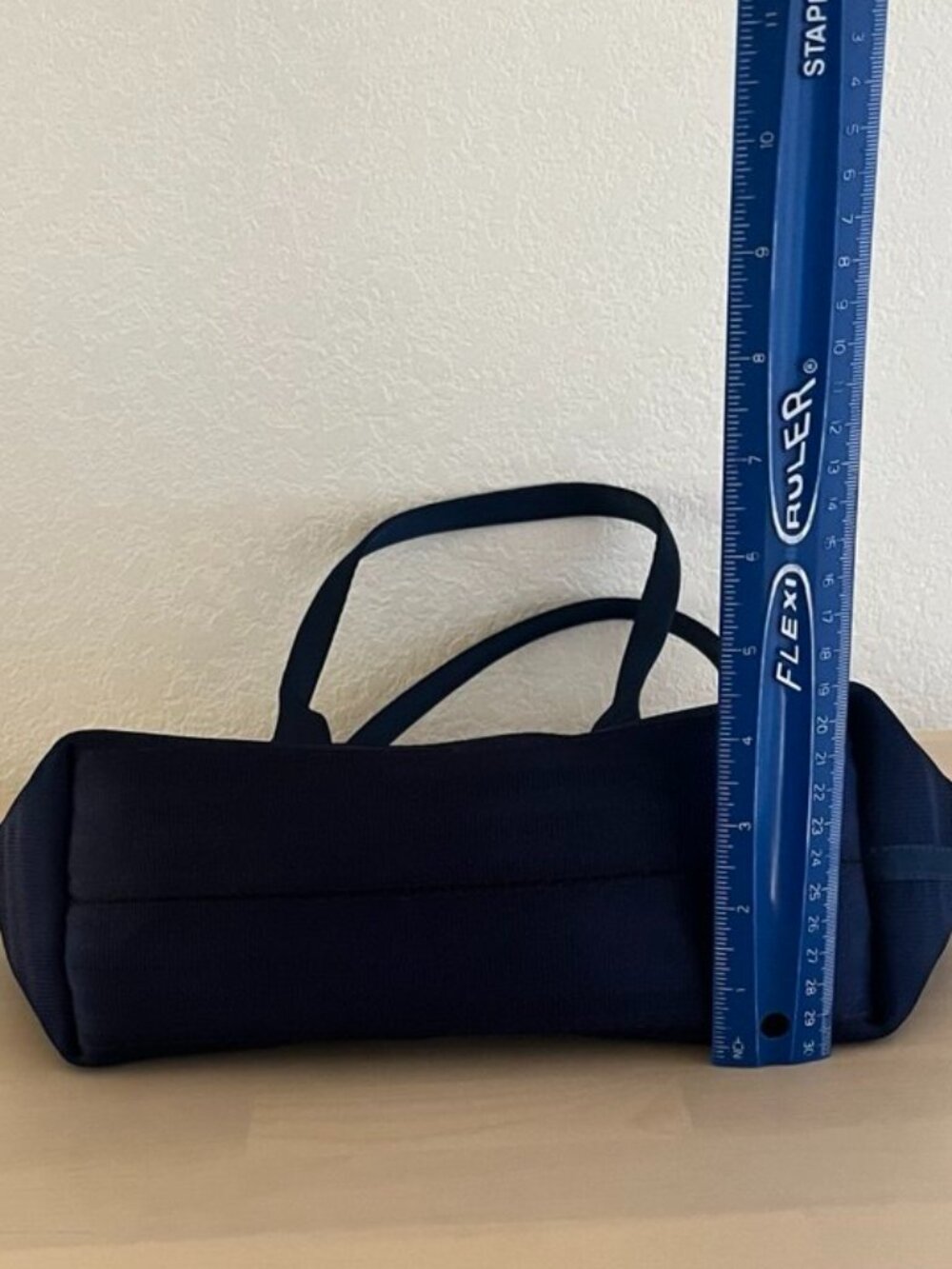Harveys Mini Streamline Top Handle Tote - Picture 6 of 8